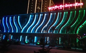 弧形輪廓怎么做？光臣照明全彩線條燈實景案例解析